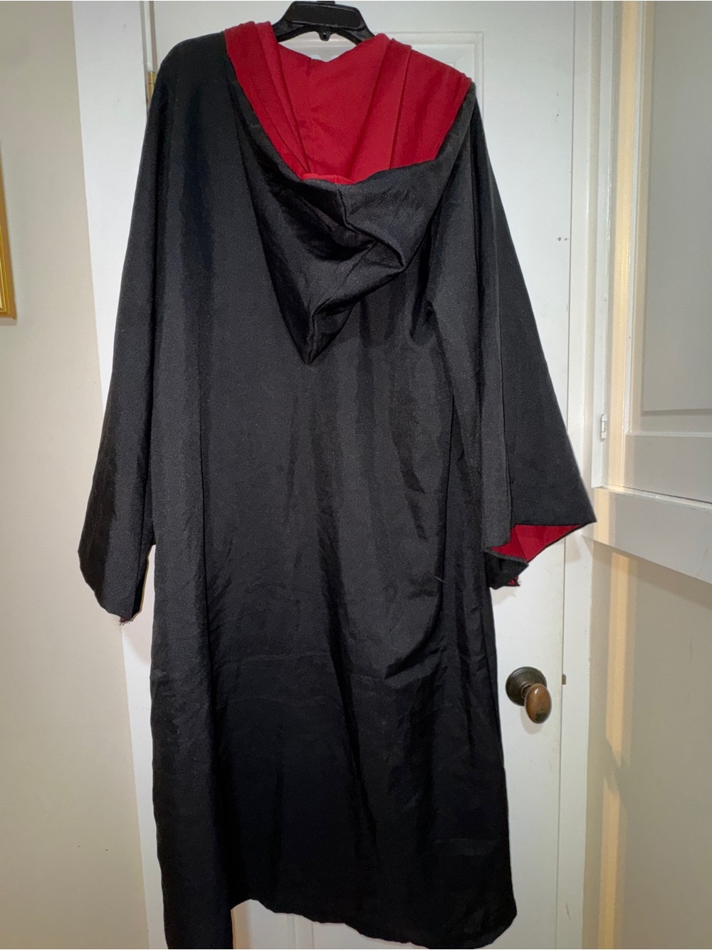 Authentic Harry Potter Gryffindor Black & Red Wizard Robe - Picture 5 of 5